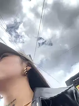 Effy Bonny online show from 10.26.25