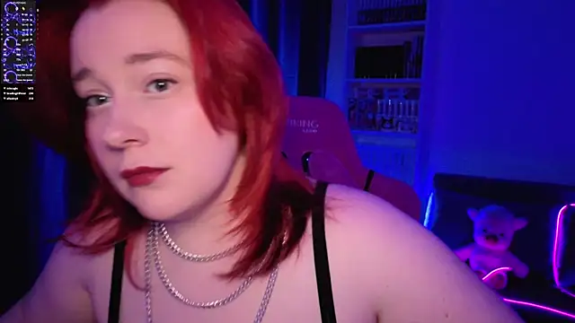 Snapshot of gitera_ chatting on 05.17.26 gitera online show from 05.17.26