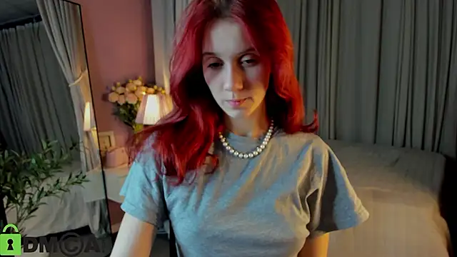 Snapshot of Dearly_Emily chatting on 02.10.26 Dearly Emily online show from 02.10.26