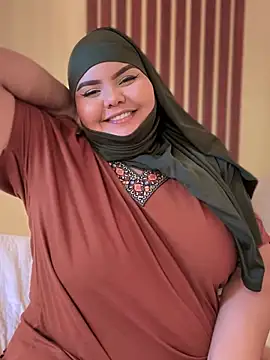 Snapshot of _Shara_Handal_ chatting on 12.15.24 Shara Handal online show from 12.15.24