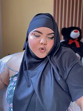 Snapshot of _Shara_Handal_ chatting on 02.14.25 Shara Handal online show from 02.14.25