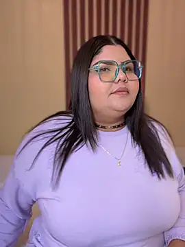 Snapshot of _Shara_Handal_ chatting on 03.14.25 Shara Handal online show from 03.14.25