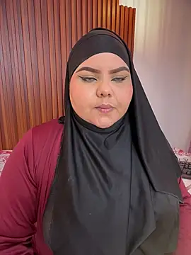 Snapshot of _Shara_Handal_ chatting on 11.14.25 Shara Handal online show from 11.14.25