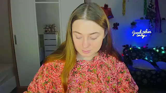 Demure Smile online show from 12.08.24