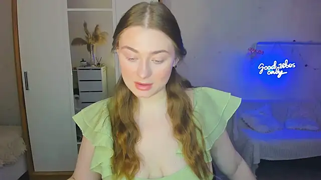 Demure Smile online show from 02.08.25