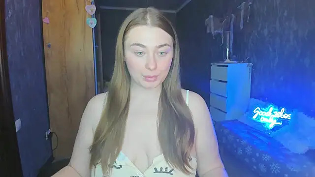 Demure Smile online show from 02.26.25