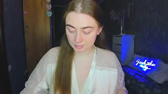 Demure Smile online show from 02.27.25