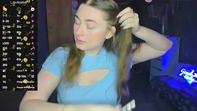 Demure Smile online show from 03.02.25