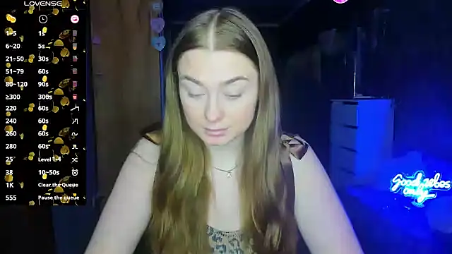 Demure Smile online show from 03.13.25