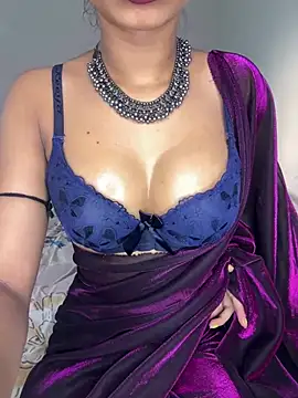 Snapshot of Hot-sexy222 chatting on 12.30.24 Hot-sexy222 online show from 12.30.24