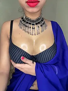 Snapshot of Hot-sexy222 chatting on 03.19.25 Hot-sexy222 online show from 03.19.25