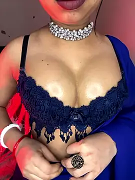 Snapshot of Hot-sexy222 chatting on 01.12.26 Hot-sexy222 online show from 01.12.26