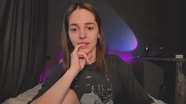 Snapshot of JudyAngil chatting on 02.11.26 JudyAngil online show from 02.11.26