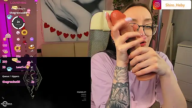 Snapshot of ShiroHeby chatting on 02.28.25 ShiroHeby online show from 02.28.25