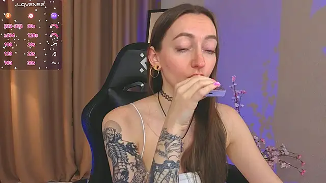 Snapshot of ShiroHeby chatting on 02.09.26 ShiroHeby online show from 02.09.26