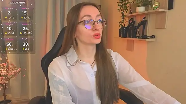 Snapshot of ShiroHeby chatting on 03.27.26 ShiroHeby online show from 03.27.26