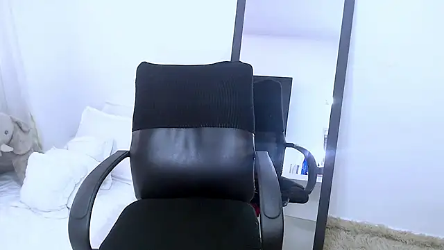 Snapshot of sofia_xxx1 chatting on 01.27.25 sofia xxx1 online show from 01.27.25