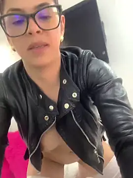 Snapshot of sofia_xxx1 chatting on 02.21.25 sofia xxx1 online show from 02.21.25