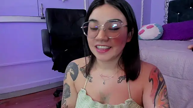 JeyLee online show from 10.23.25