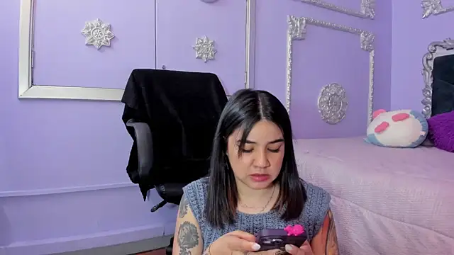 JeyLee online show from 11.04.25