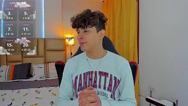 Snapshot of Nathan_Bluee chatting on 01.14.25 Nathan Bluee online show from 01.14.25