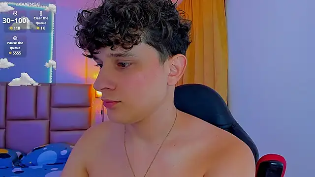 Snapshot of Nathan_Bluee chatting on 03.15.25 Nathan Bluee online show from 03.15.25