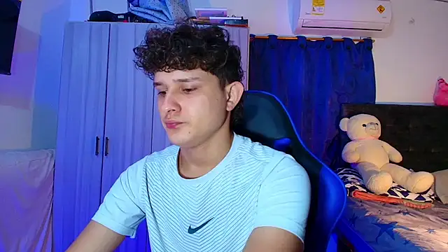 Nathan Bluee online show from 01.18.26