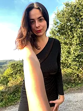 Alicia Hot1 online show from 09.24.25