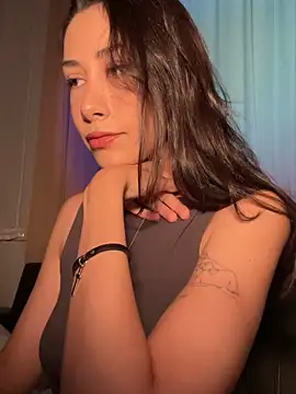 Sophiehii online show from 04.17.26