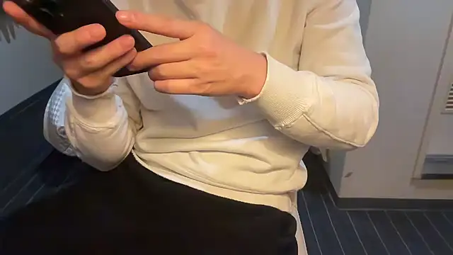 atom0407 online show from 12.03.25