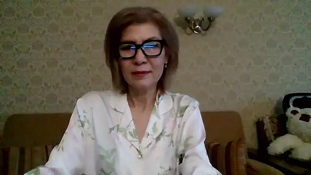 Elegant00Lady online show from 01.08.26