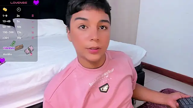 Snapshot of Seductivo_jr chatting on 02.11.25 Seductivo jr online show from 02.11.25