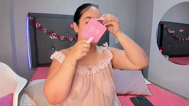 emma lye online show from 04.17.26