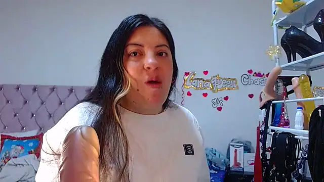 lanaqueen699 online show from 12.17.25