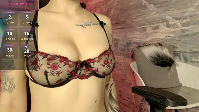 Melany Luv online show from 02.14.26