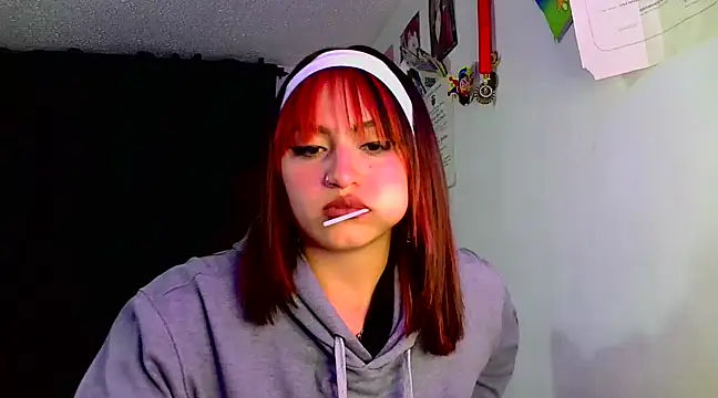 lucycherry   online show from 02.07.25