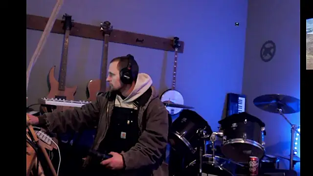 Snapshot of itsjameswebbscope chatting on 02.20.26 itsjameswebbscope online show from 02.20.26