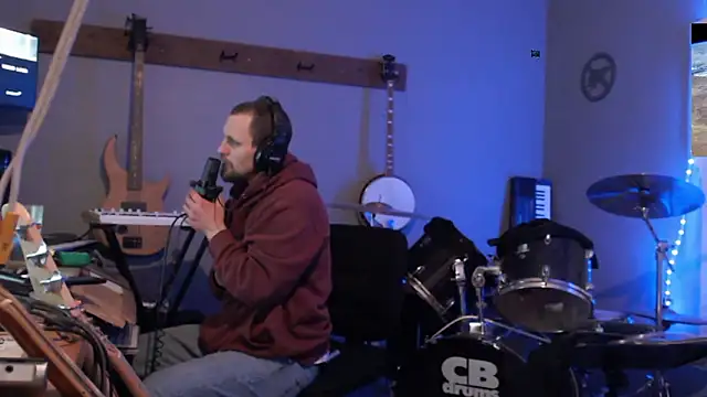 Snapshot of itsjameswebbscope chatting on 02.23.26 itsjameswebbscope online show from 02.23.26