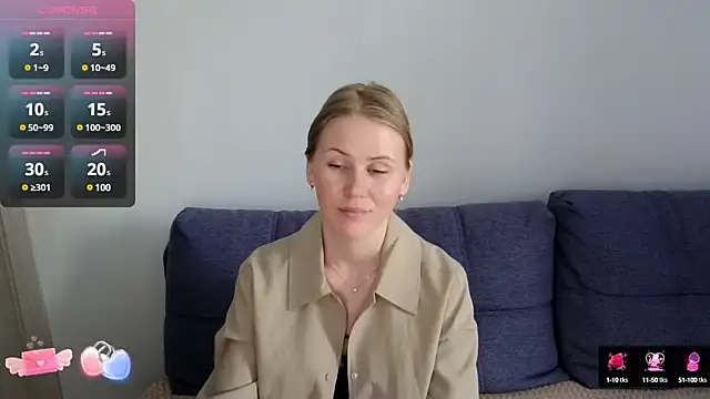 Snapshot of IsabelAllen chatting on 03.17.25 IsabelAllen online show from 03.17.25