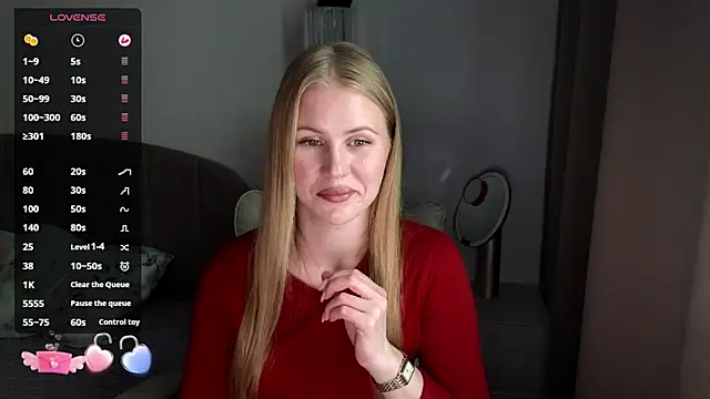 Snapshot of IsabelAllen chatting on 06.17.26 IsabelAllen online show from 06.17.26