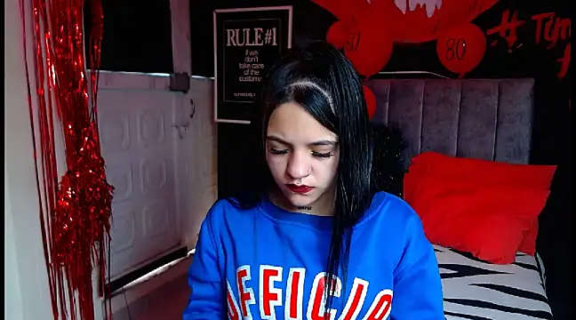 Violettasquirt online show from 03.11.25