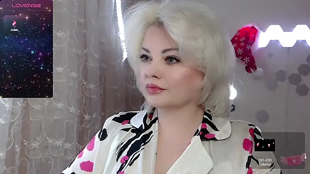 JewellKiss7 online show from 01.04.25