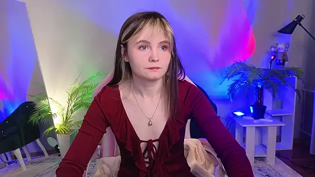 CiriRianonn online show from 10.12.25