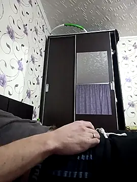 red red00 online show from 12.24.24