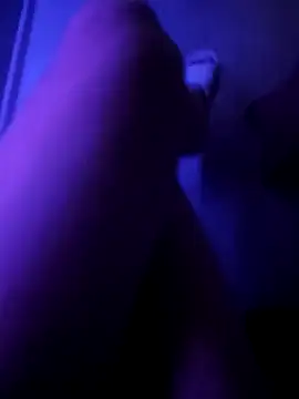 red red00 online show from 03.17.25