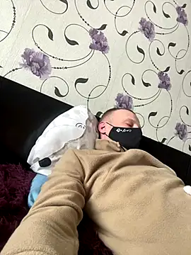 red red00 online show from 01.07.26