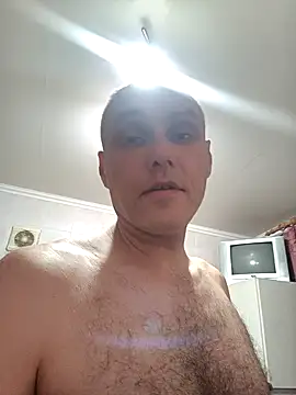 Pineapple04 online show from 12.14.25