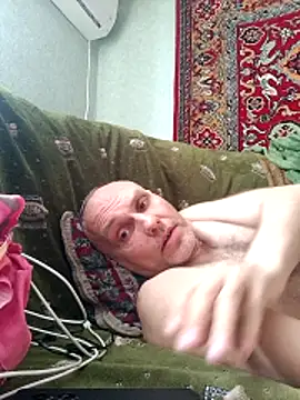 Pineapple04 online show from 03.06.26