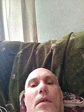 Pineapple04 online show from 04.04.26