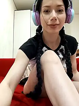 SashaGrinch online show from 12.13.24